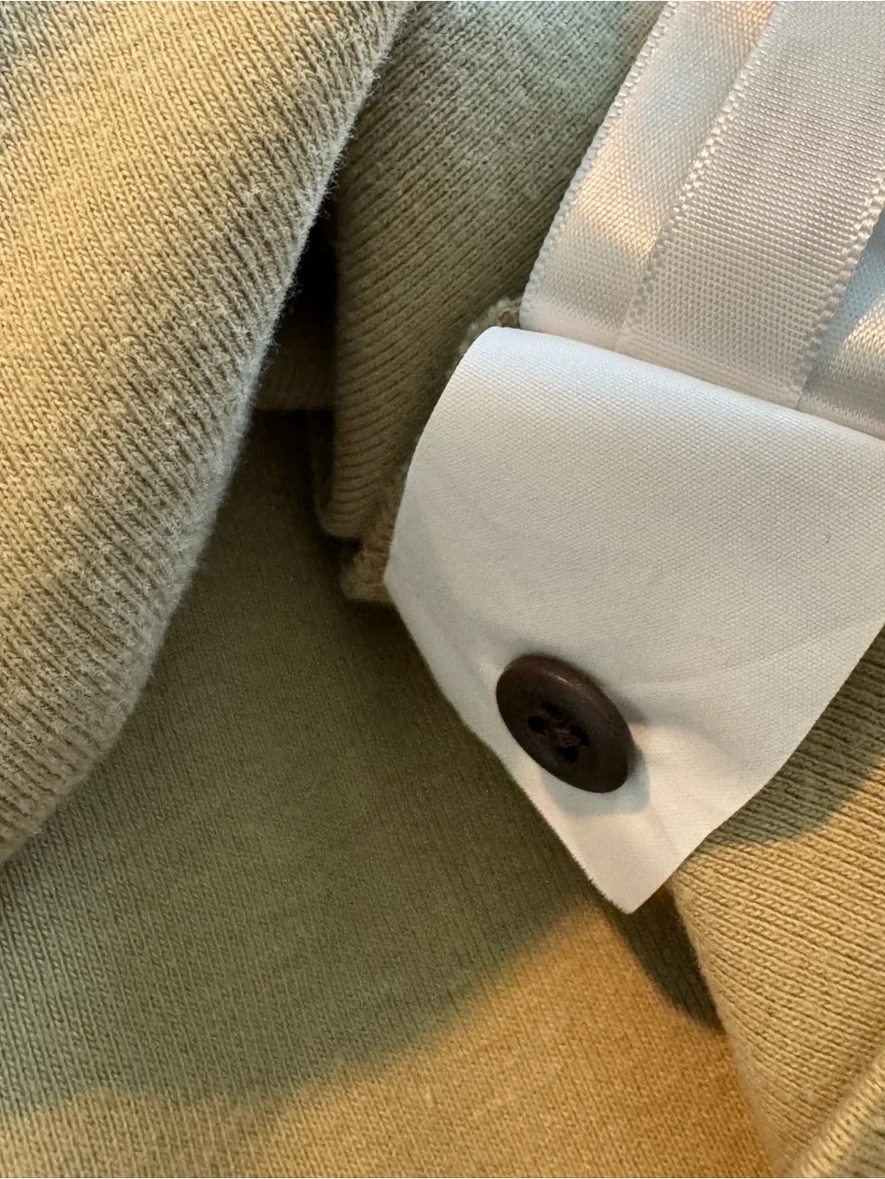 Madewell Olive Eyelet Puff Sleeve Henley Top Size M